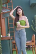 操纵职务便当为他人正在矿产开辟、企业运营、